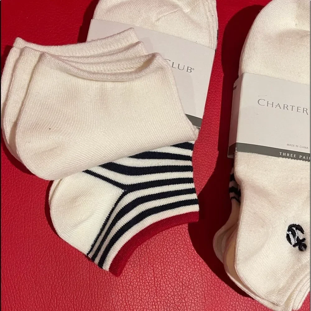 Three paire socks